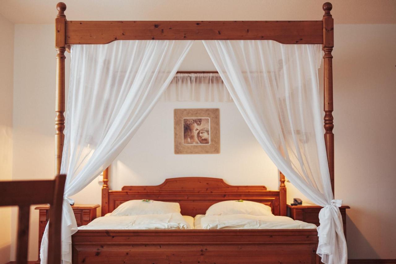 Fetz Das Loreley Hotel Dorscheid Bagian luar foto